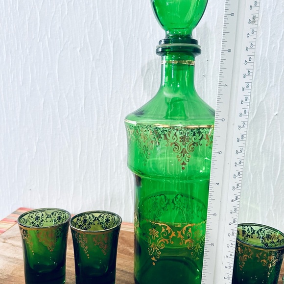 Mid century, green glass decanter set Blown Glass with 22k Gold - Picture 2 of 12
